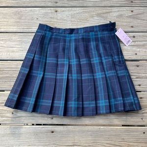 Pleated skirt
